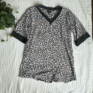 Vera Wang sleep dress with pockets